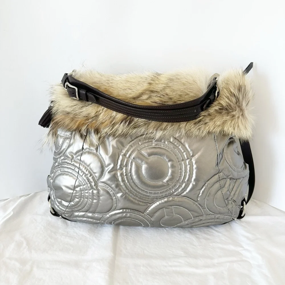 NWT Coach‎ Hampton Ski Coyote Fur Purse